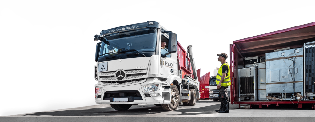Startseitenbanner von EO Entsorgung mit Montagebild aus Recycling und Logistik